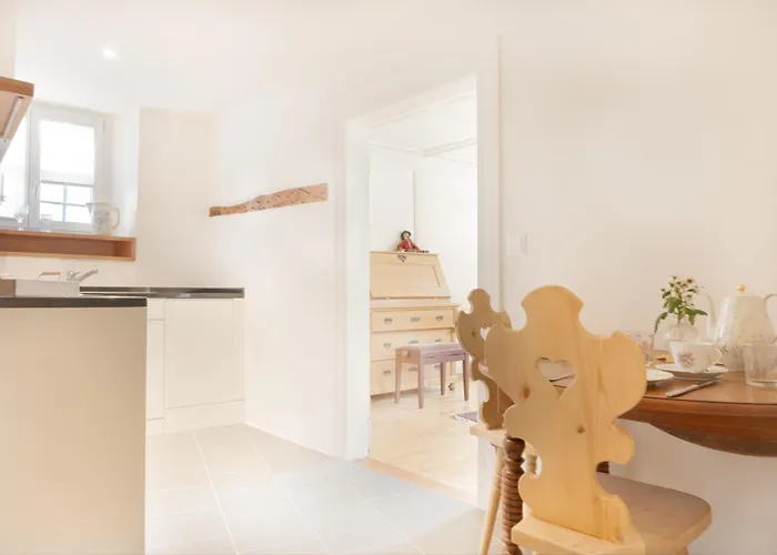 By Kaffeeklatsch * Brig