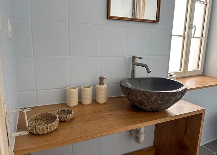 아파트 By Kaffeeklatsch